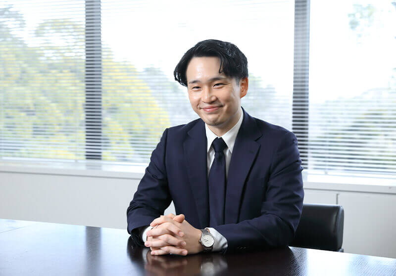休日やオフタイムの過ごし方を教えてください。01